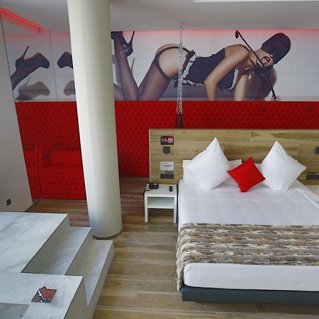 Hotel Loob Valencia Mislata Buitenkant foto