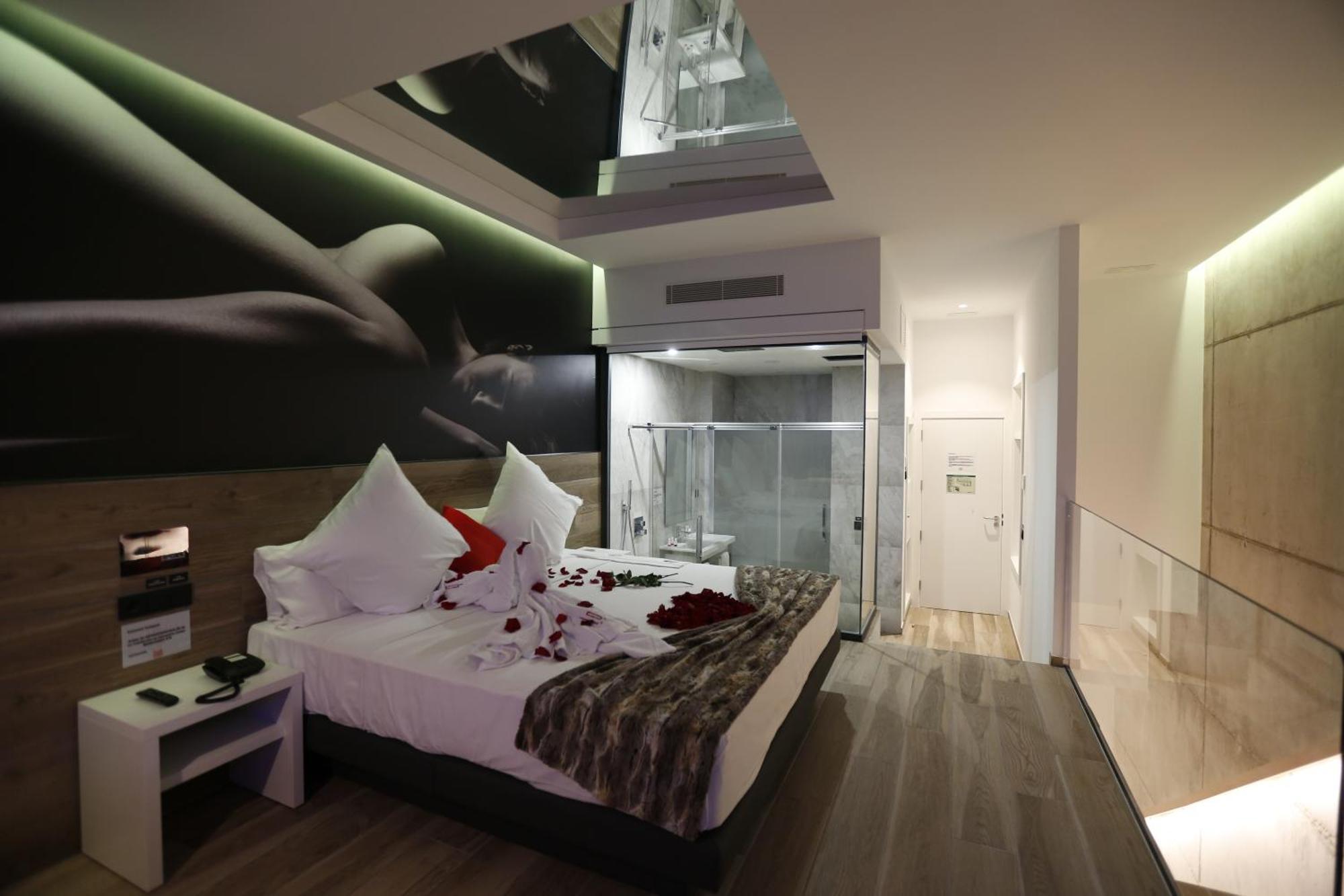 Hotel Loob Valencia Mislata Buitenkant foto